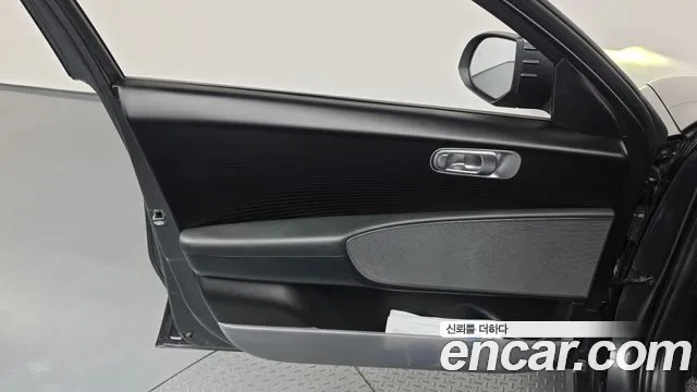 Hyundai Ioniq 6 — Фото автомобиля 13