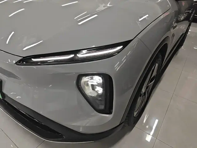 Nio ES6 — Фото автомобиля 23