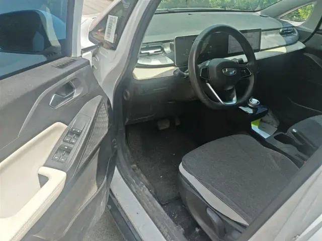 Geely Geometry E Firefly — Фото автомобиля 15