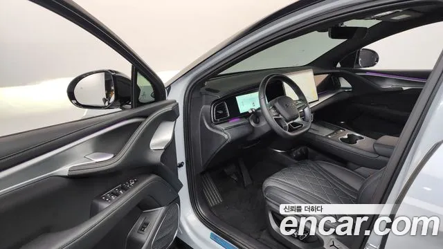 BYD Sealion 7 — Фото автомобиля 10