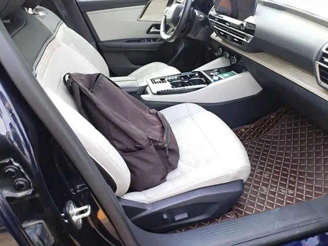 Citroen C5 X — Фото автомобиля 24