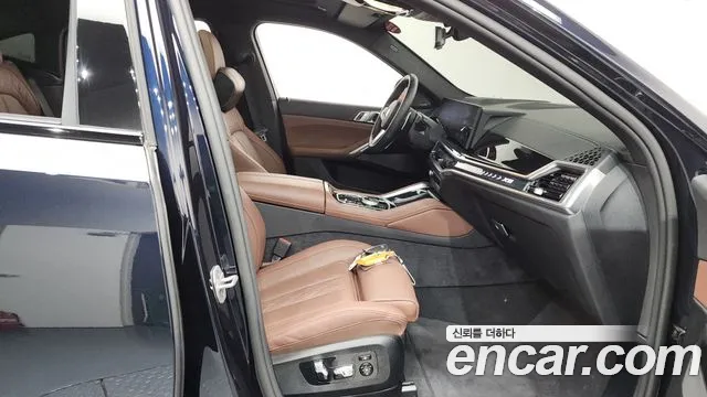 BMW X6 xDrive40i M Sport — Фото автомобиля 23