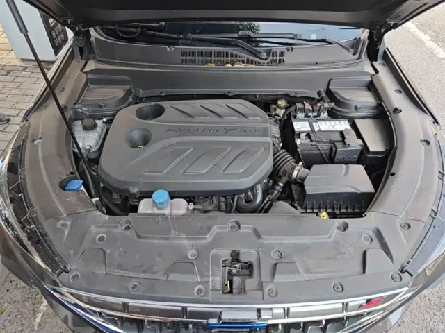 Changan Oushang X5 — Фото автомобиля 10
