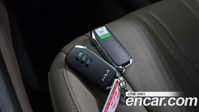 Kia K8 Hybrid — Фото автомобиля 23