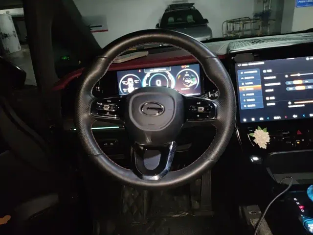 GAC Trumpchi M8 — Фото автомобиля 11