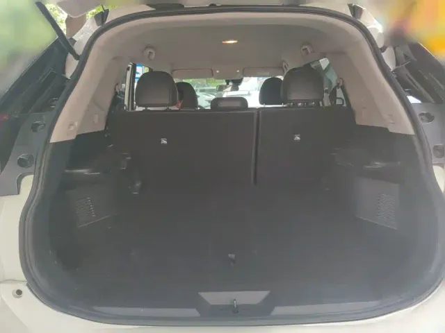 Nissan X-Trail — Фото автомобиля 15