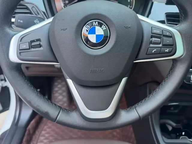 BMW X1 — Фото автомобиля 22
