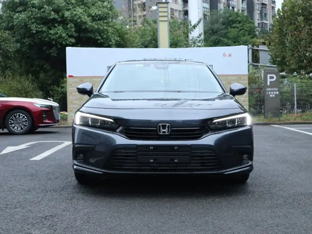 Honda Civic — Фото автомобиля 2