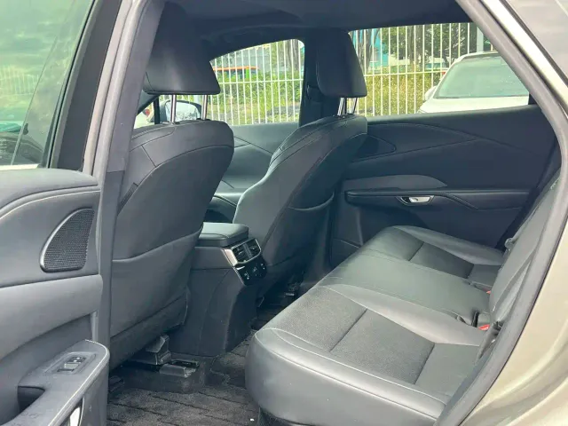 Lexus RX — Фото автомобиля 21