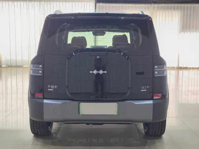 BYD FangChengBao Titanium 7 — Фото автомобиля 7