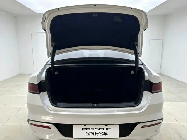 BYD Qin PLUS — Фото автомобиля 7