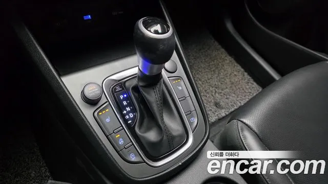 Hyundai Kona Новый Kona Бензин 2.0 2WD — Фото автомобиля 9