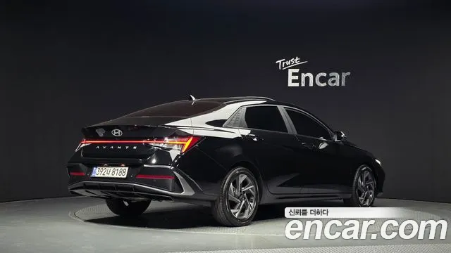Hyundai Avante — Фото автомобиля 2