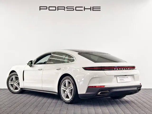 Porsche Panamera — Фото автомобиля 5