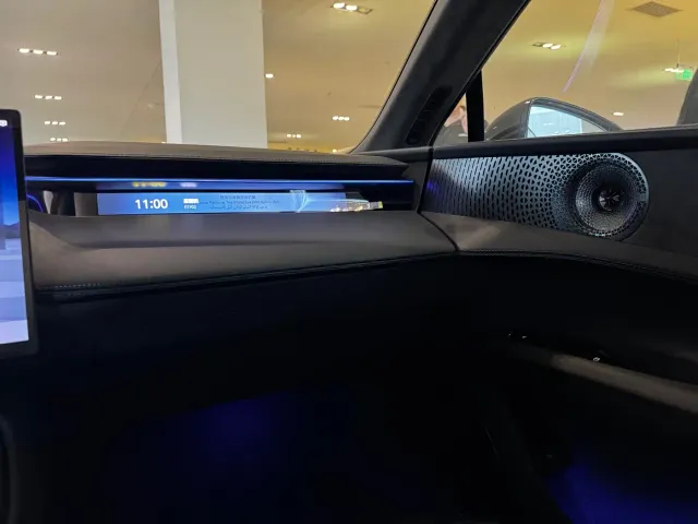 Lotus Emeya — Фото автомобиля 10