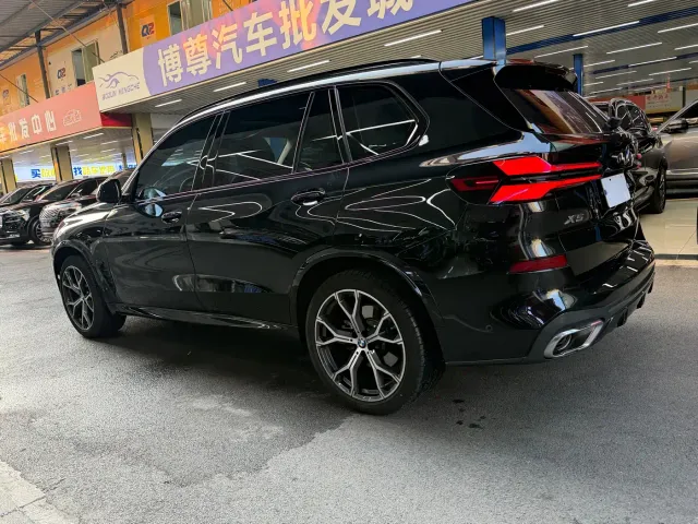 BMW X5 — Фото автомобиля 23