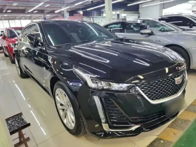 Cadillac CT5 — Фото автомобиля 3