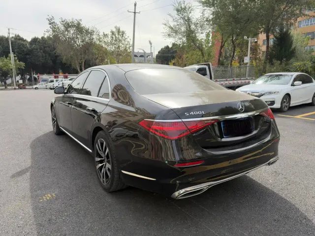 Mercedes-Benz S-Class — Фото автомобиля 10