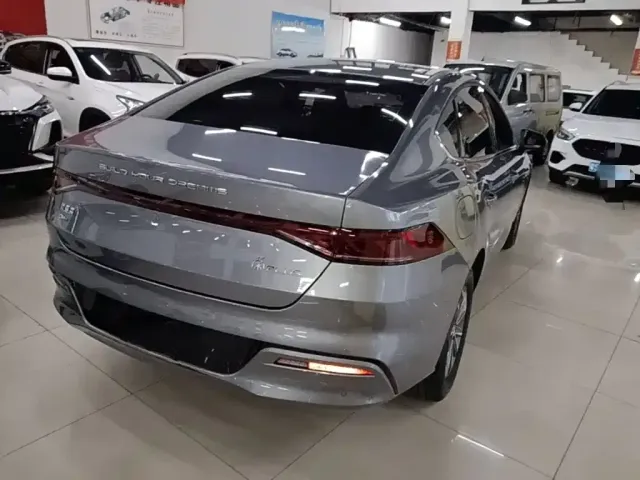 BYD Qin PLUS — Фото автомобиля 6