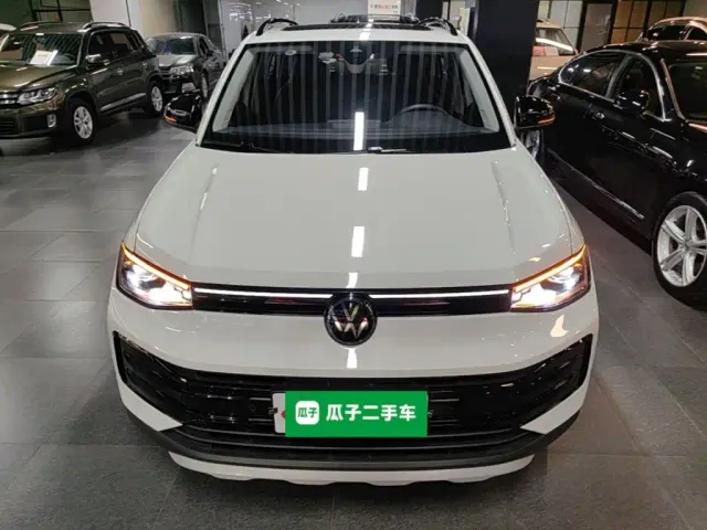 Volkswagen Tharu — Фото автомобиля 2