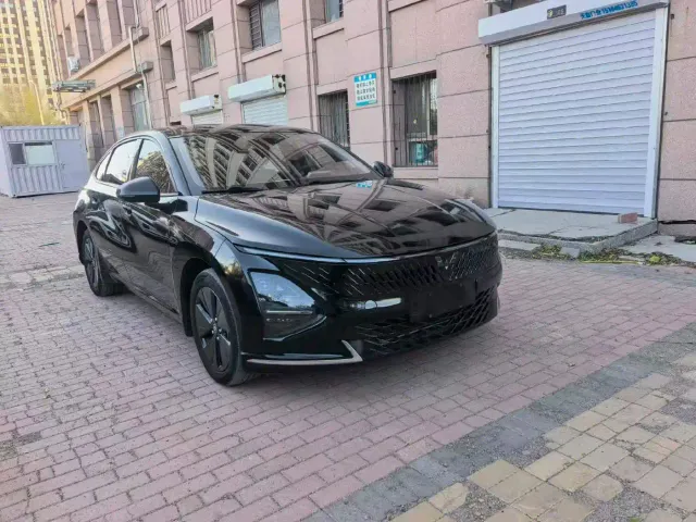Wuling Starlight — Фото автомобиля 3