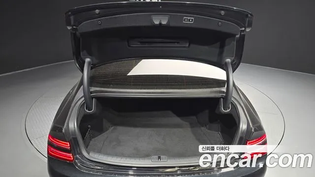 Genesis G80 RG3 — Фото автомобиля 20