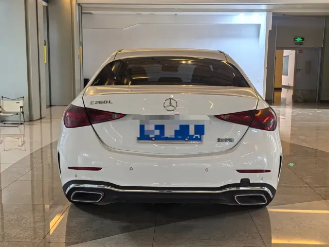 Mercedes-Benz C-Class — Фото автомобиля 12