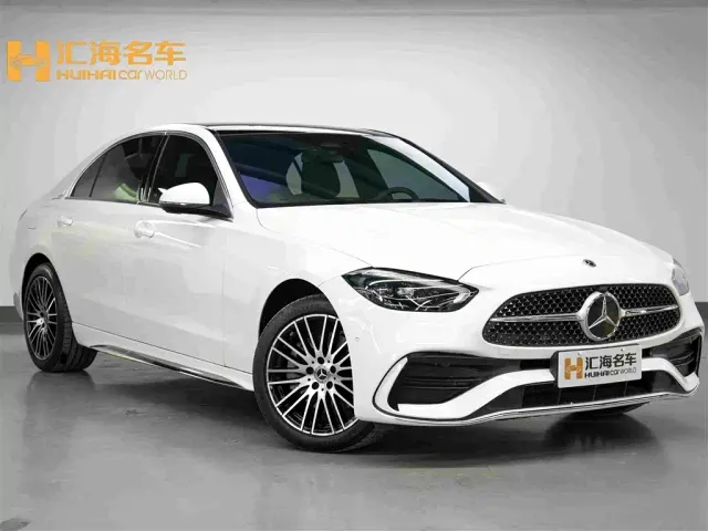 Mercedes-Benz C-Class — Фото автомобиля 3