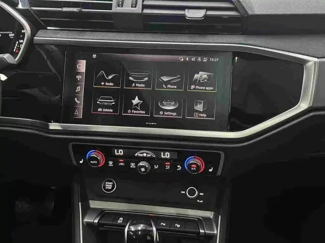 Audi Q3 — Фото автомобиля 14
