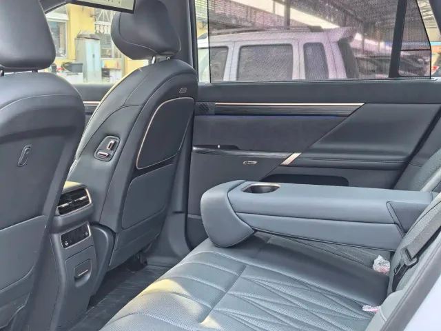 Dongfeng eπ 008 — Фото автомобиля 11
