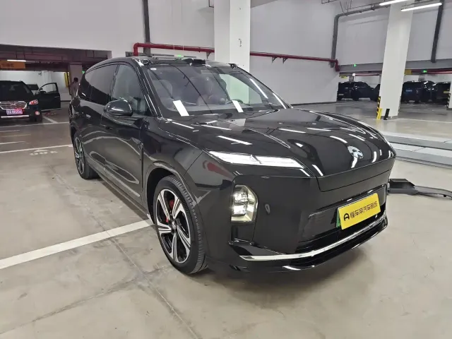 Nio ES8 — Фото автомобиля 6