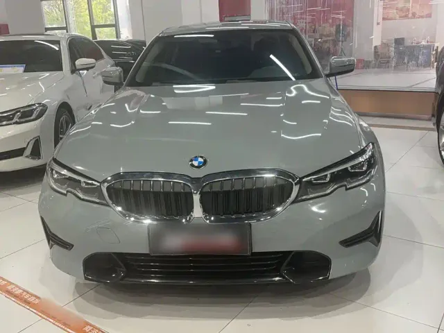 BMW 3 Series — Фото автомобиля 2