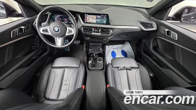 BMW 1 Series F40 — Фото автомобиля 10