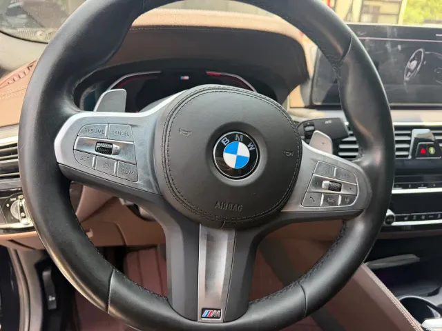 BMW 5 Series — Фото автомобиля 7
