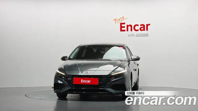 Hyundai Avante CN7 — Фото автомобиля 3