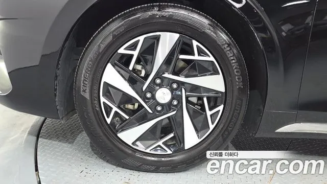 Hyundai Grandeur (New) Hybrid — Фото автомобиля 5
