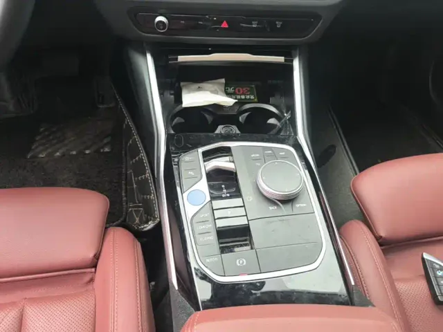 BMW i3 — Фото автомобиля 13