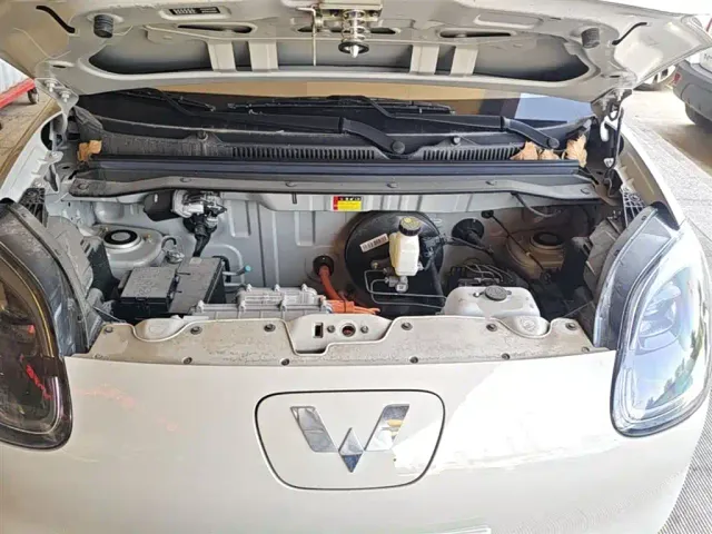 Wuling Hongguang Mini EV — Фото автомобиля 19