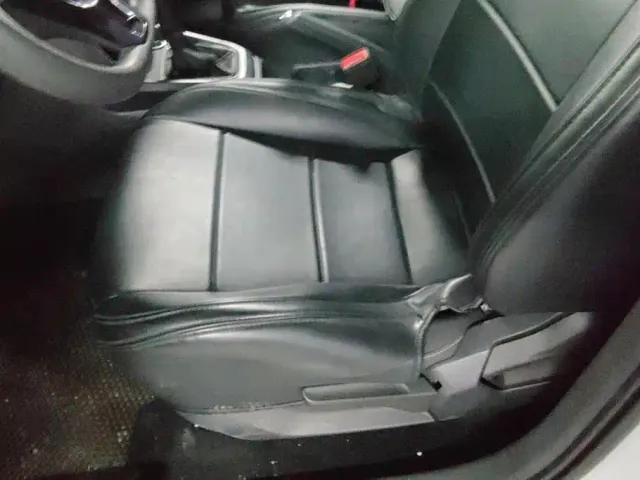 Volkswagen T-Cross — Фото автомобиля 9