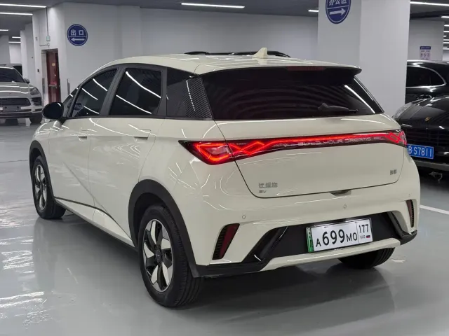 BYD Dolphin — Фото автомобиля 5