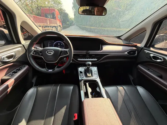 GAC Trumpchi M6 — Фото автомобиля 15