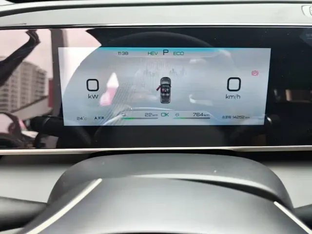 BYD Qin L 2024 DM-i 80KM Superior — Фото автомобиля 11