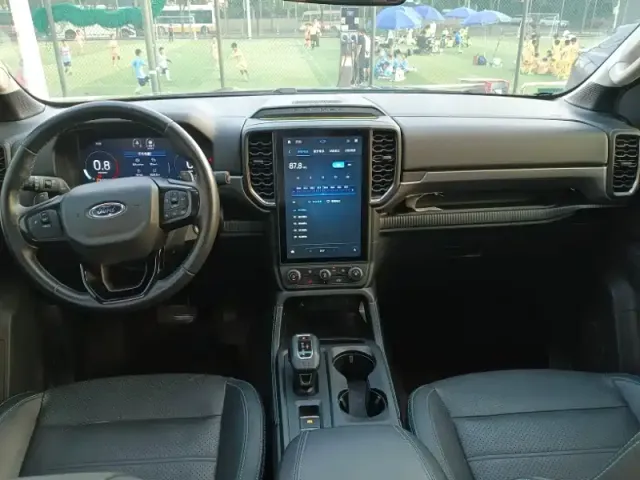 Ford Ranger — Фото автомобиля 12
