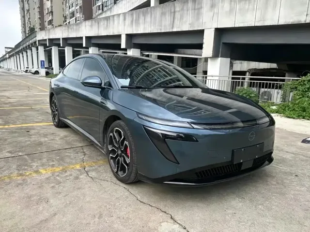 Nissan N7 — Фото автомобиля 2
