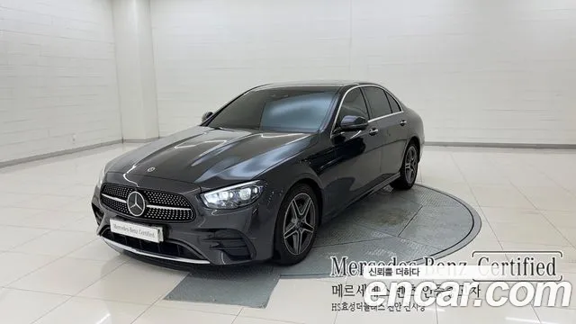Фотография автомобиля — Mercedes-Benz E-Class W213