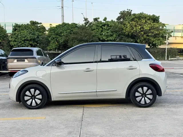Wuling Bingo — Фото автомобиля 4
