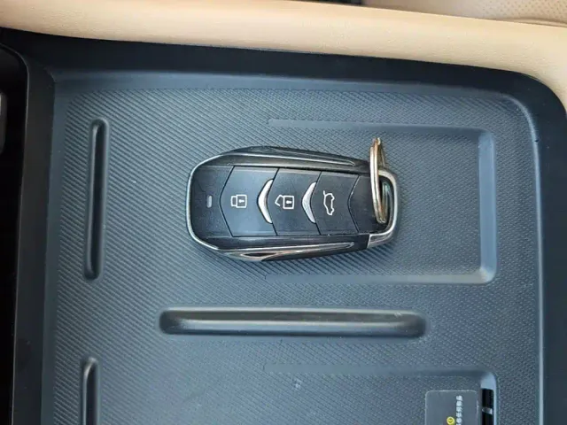 Landian E5 PLUS — Фото автомобиля 8