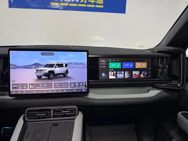 BYD FangChengBao Leopard 5 — Фото автомобиля 14