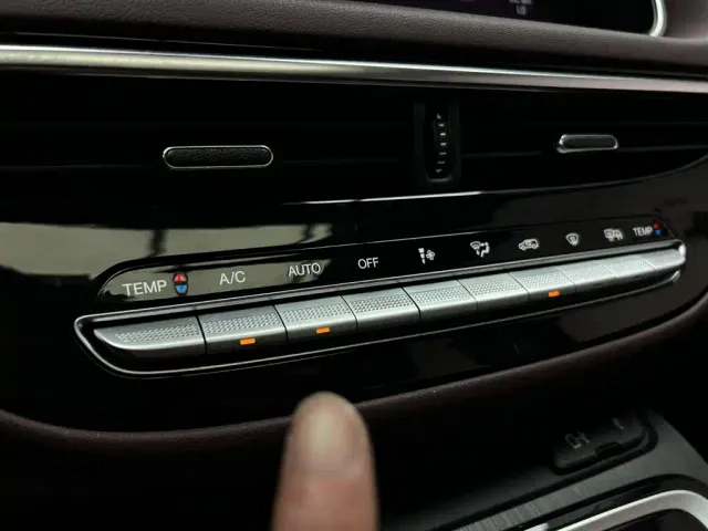 GAC Trumpchi M6 — Фото автомобиля 17