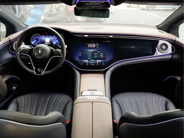 Mercedes-Benz EQS — Фото автомобиля 14